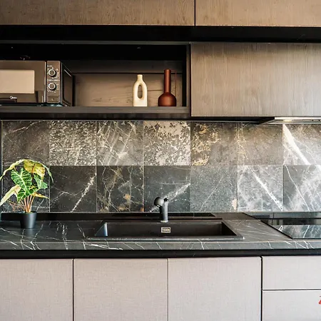 A Stylish Duplex Guests Pieta