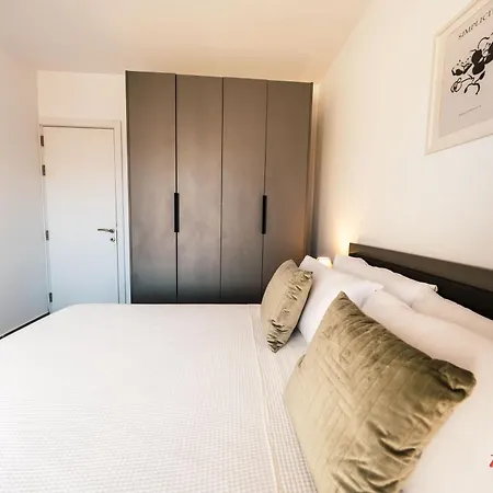 A Stylish Duplex Guests Apartment