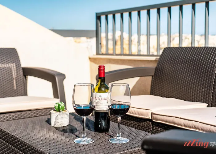 Apartment A Stylish Duplex Guests *